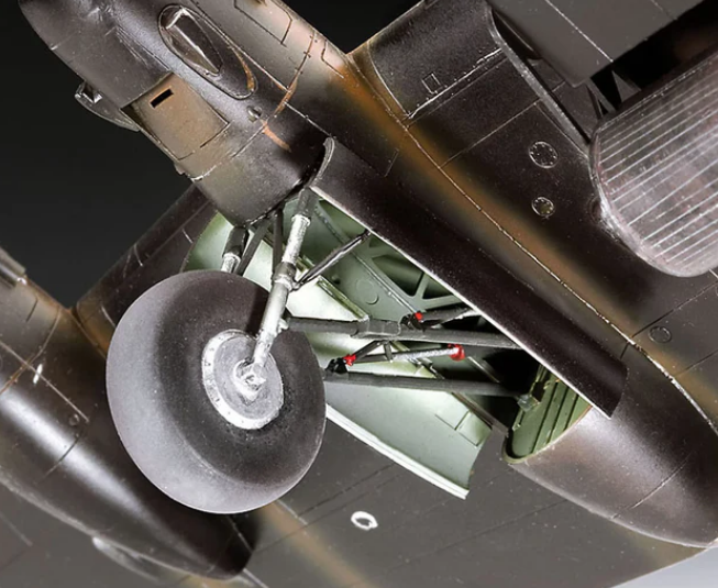 Model do sklejania REVELL /04295/ Lancaster B. III 'Dambusters' (6)
